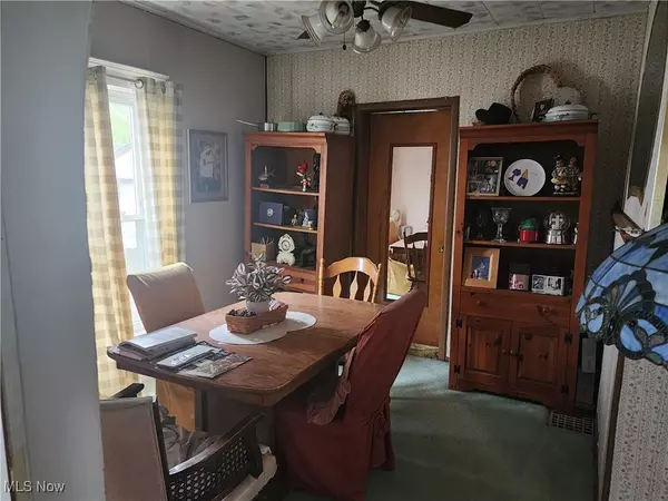 Elyria, OH 44035,152 Garvin AVE