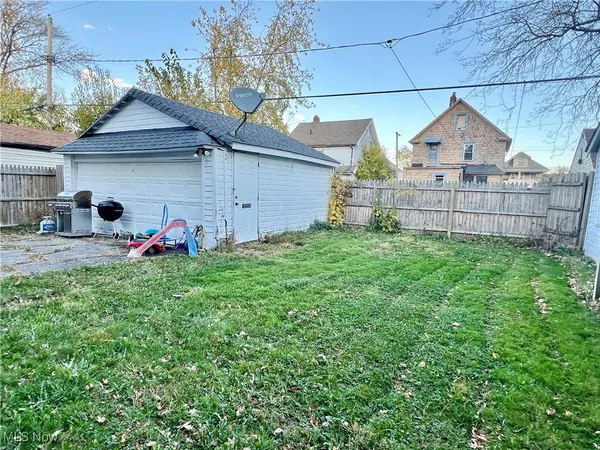 East Cleveland, OH 44111,3507 W 100th ST