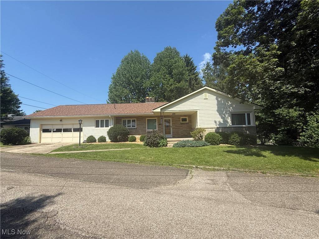 16862 Bronze Heights LN, Caldwell, OH 43724