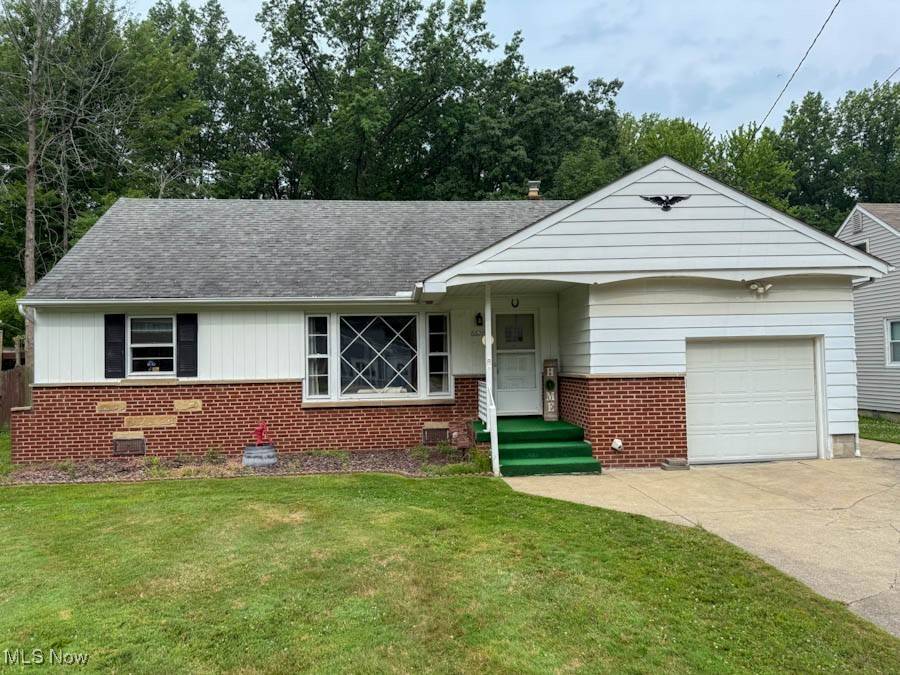 6620 Elmwood RD, Mentor, OH 44060
