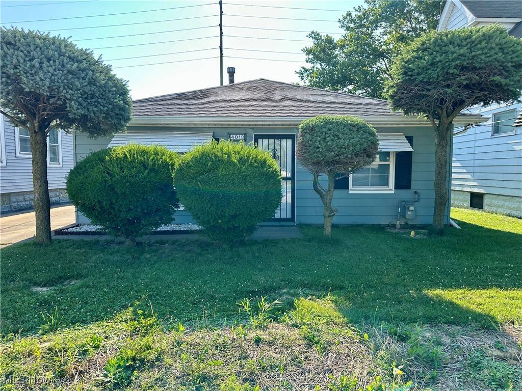 4013 E 29th ST, Newburgh Heights, OH 44105