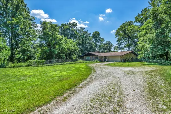 Columbia Station, OH 44028,17500 E E River RD