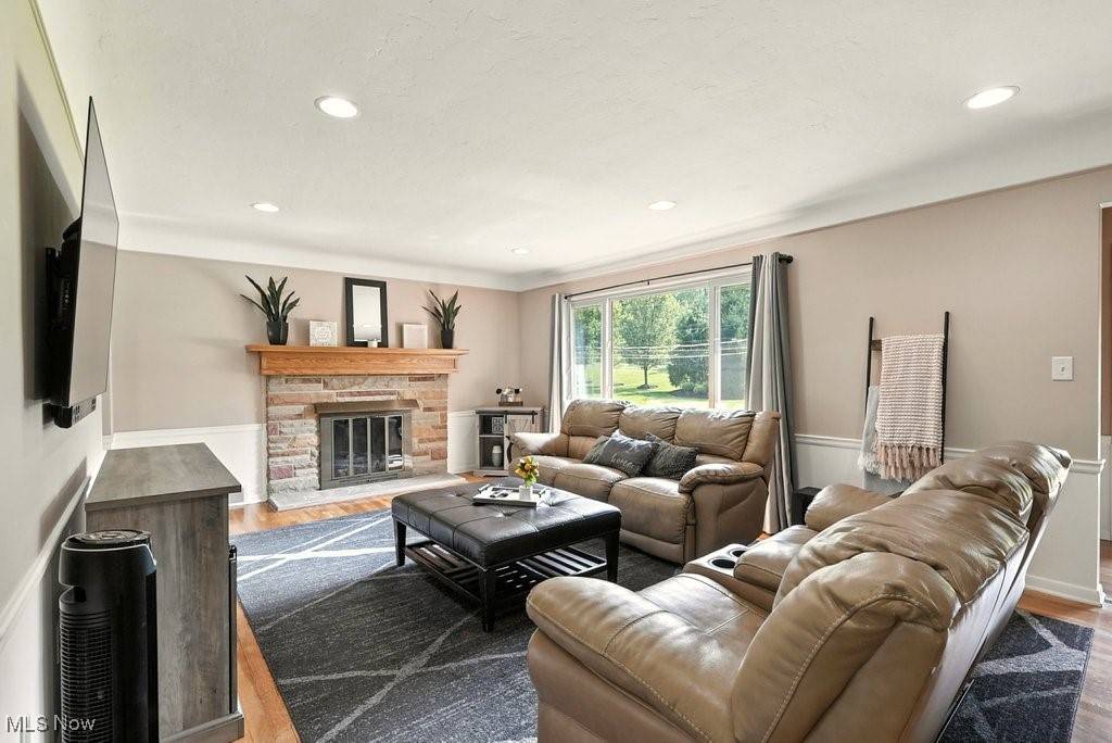 Broadview Heights, OH 44147,8310 Broadview RD