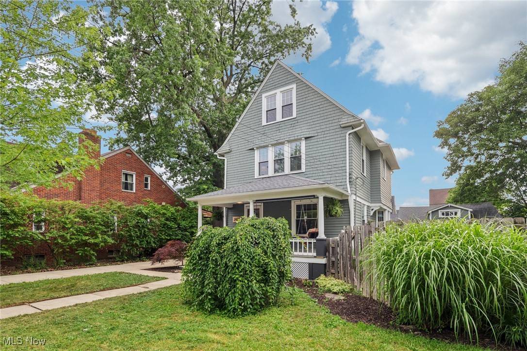 2080 Warren RD, Lakewood, OH 44107