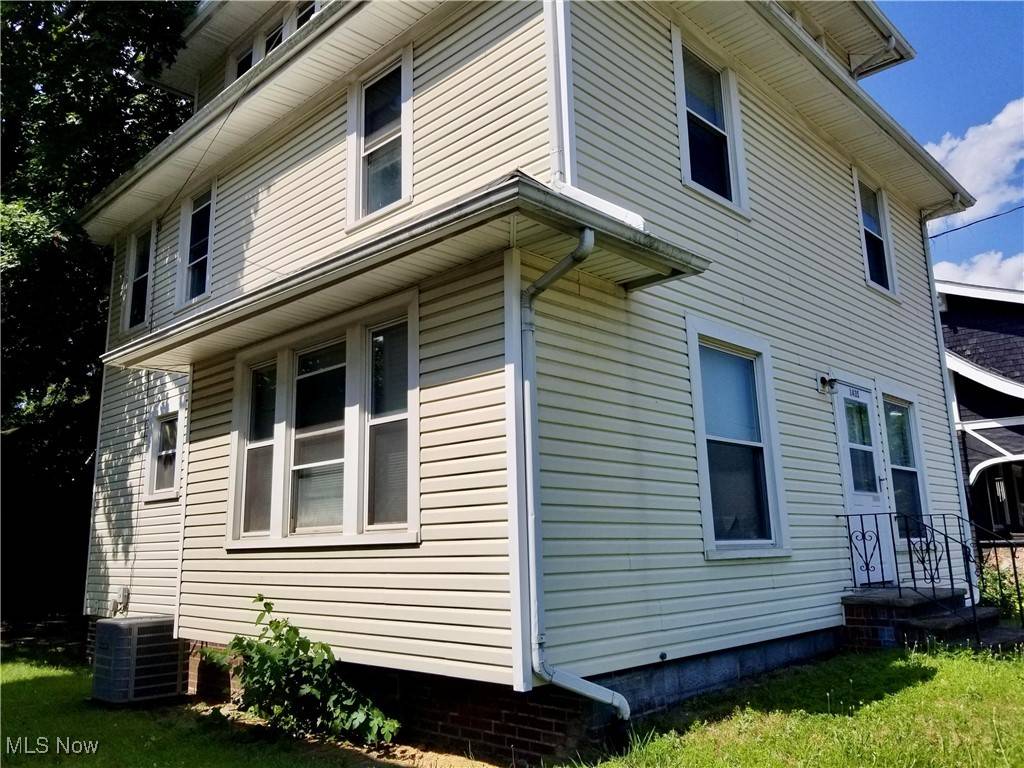 1435 14th ST NW, Canton, OH 44703