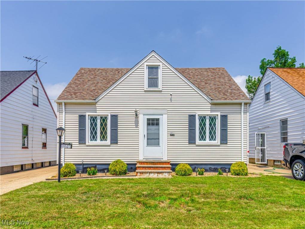 14507 Reddington AVE, Maple Heights, OH 44137