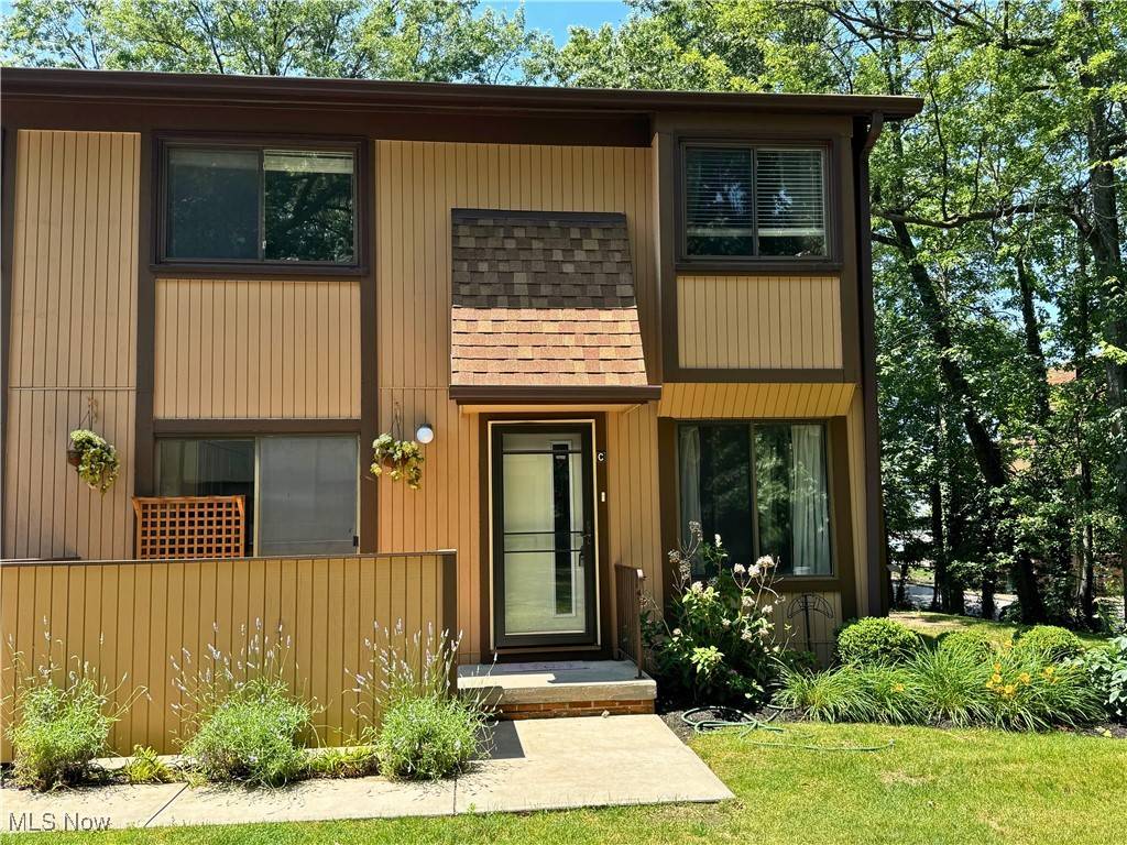 35049 N Turtle TRL #C, Willoughby, OH 44094