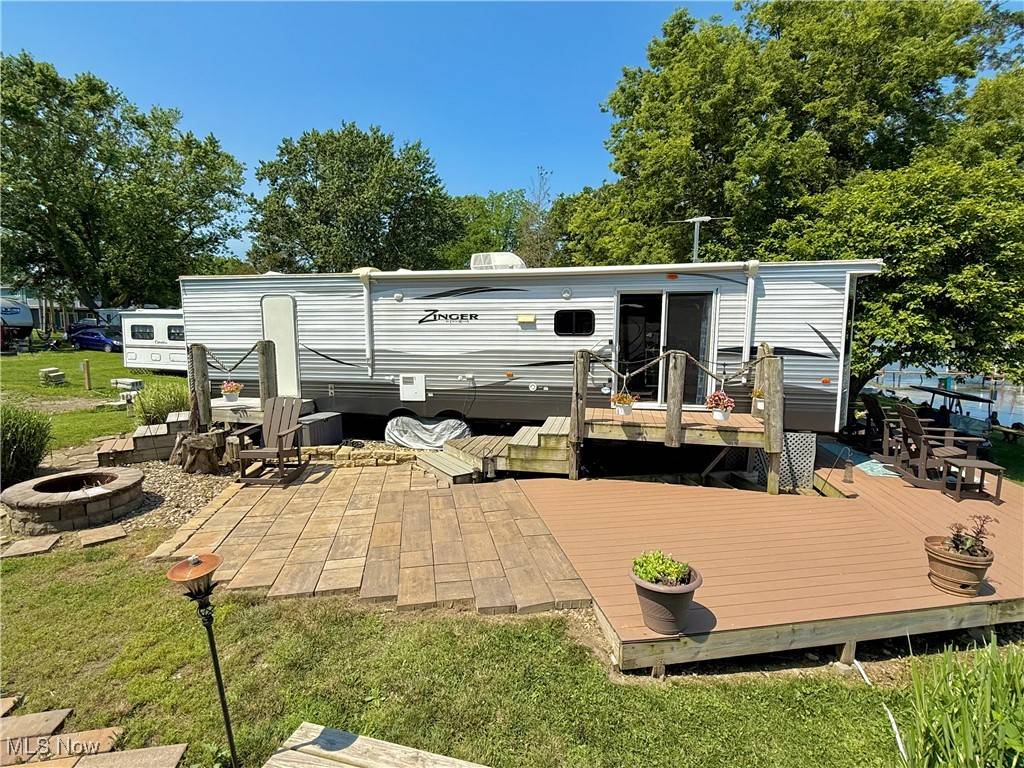 8087 E Rollie DR #4, Lakeside Marblehead, OH 43440