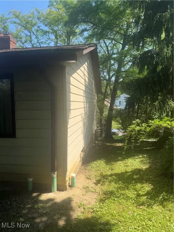 Shaker Heights, OH 44122,20930 Halworth RD