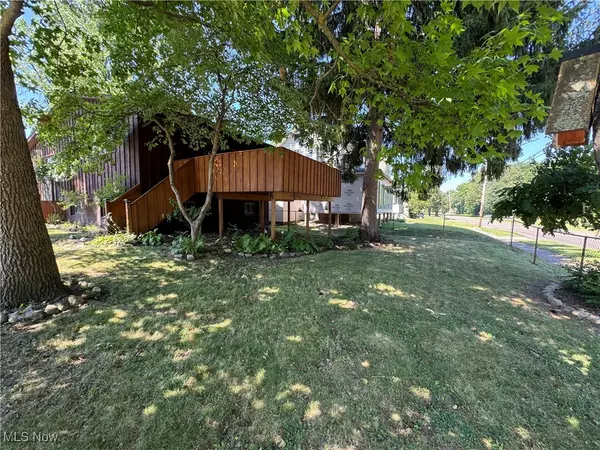 Akron, OH 44305,504 Larkin AVE