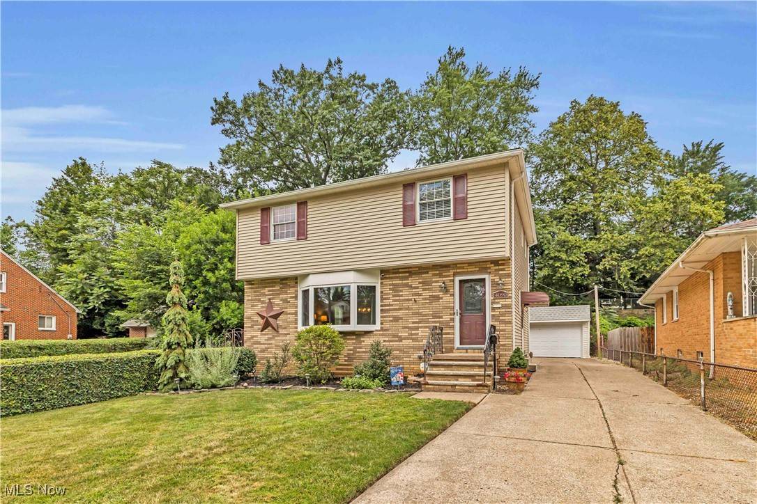 4090 Ridgeview RD, Cleveland, OH 44144