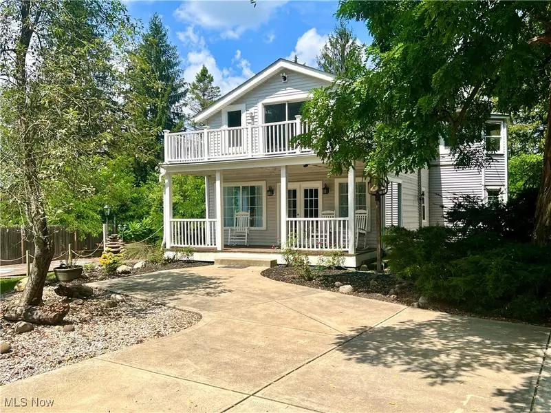 2160 Boston RD #B, Hinckley, OH 44233