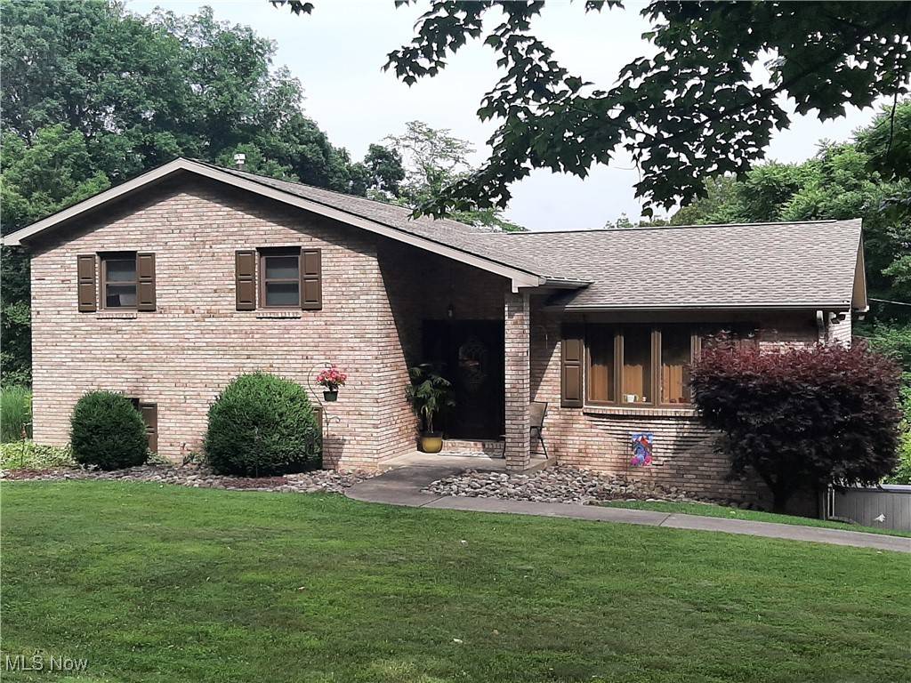 186 Hunter Lane, Colliers, WV 26035