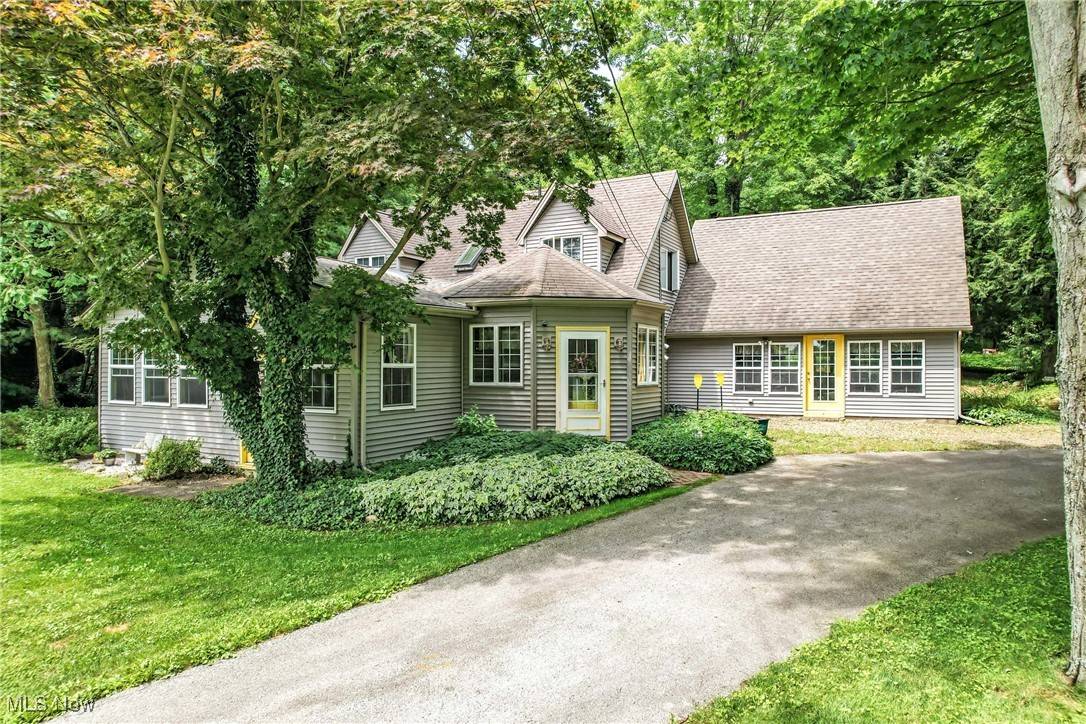 1173 Ridge RD, Salem, OH 44460