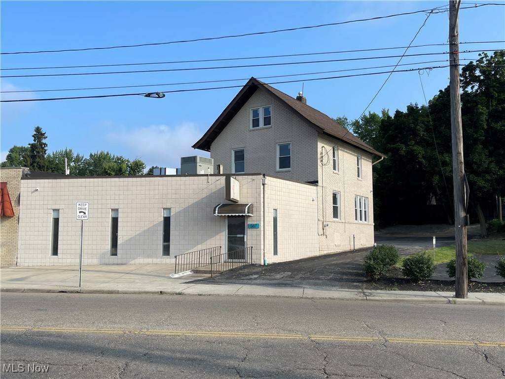 567 E Cuyahoga Falls AVE, Akron, OH 44310