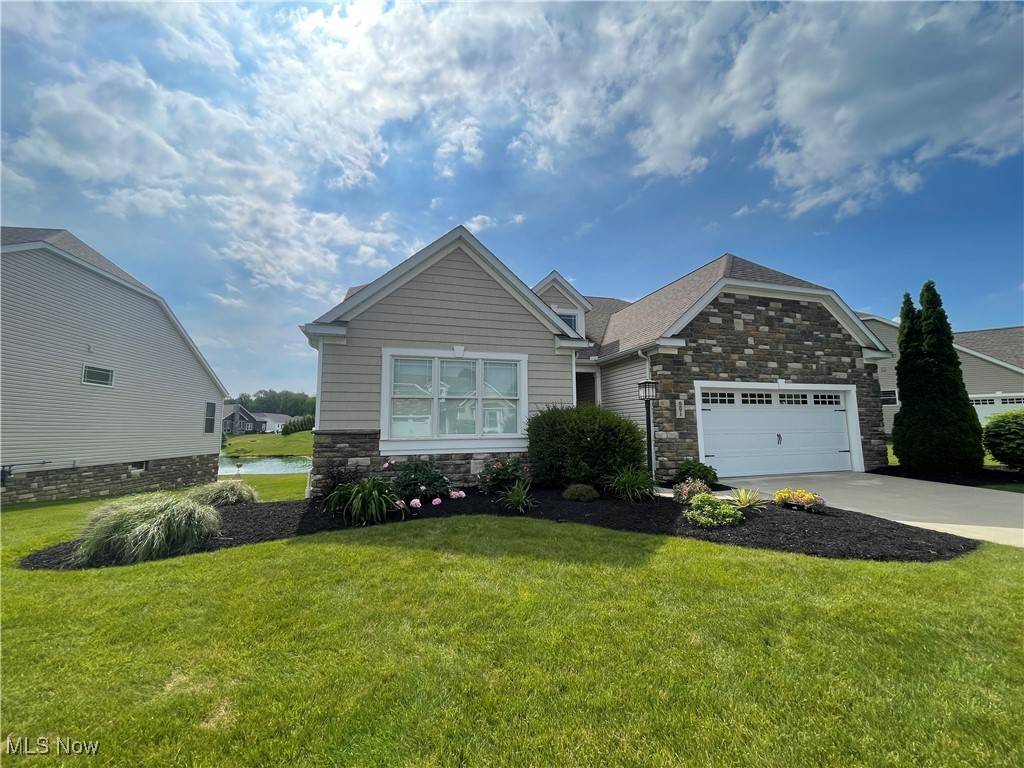 5271 Lake Vista CIR NW, Massillon, OH 44646