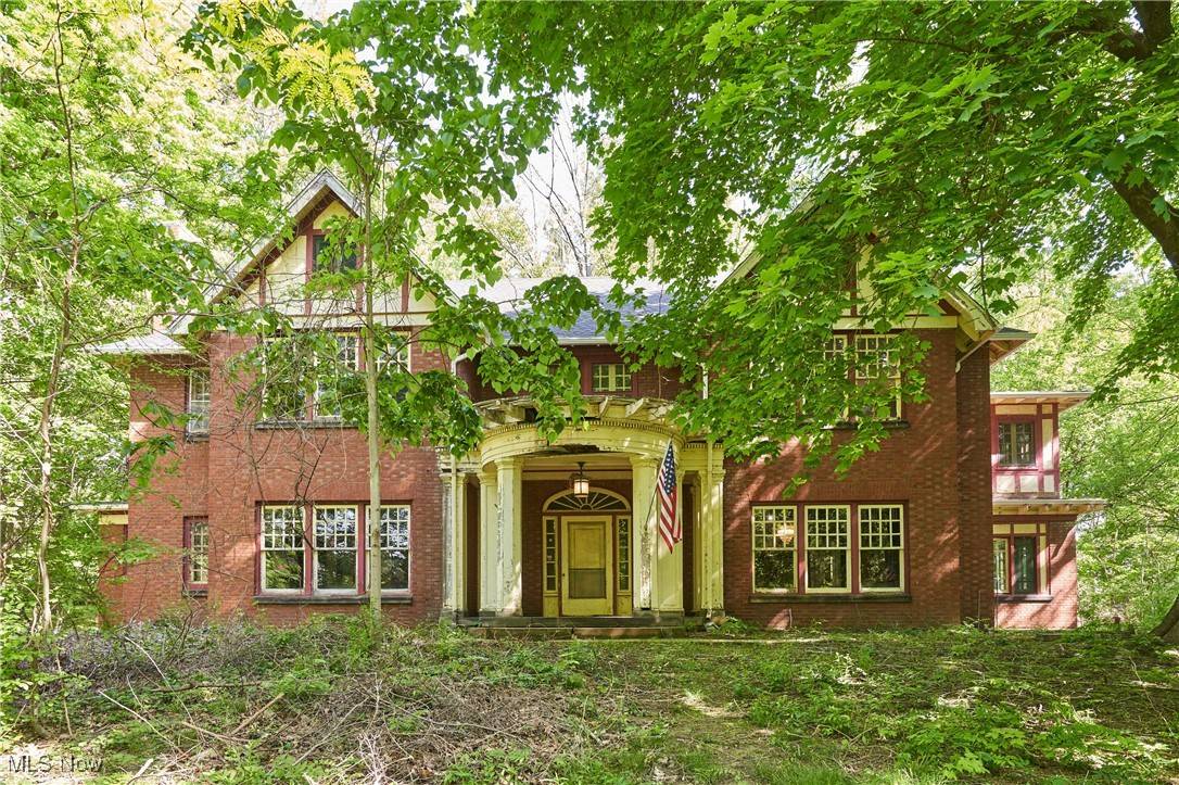 74 Maplewood AVE, Akron, OH 44313