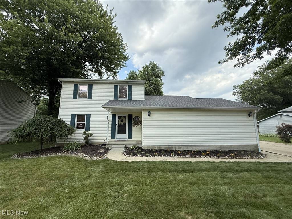 859 Robinwood AVE, Sheffield Lake, OH 44054