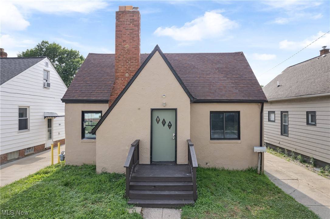 5244 W 49th ST, Parma, OH 44134