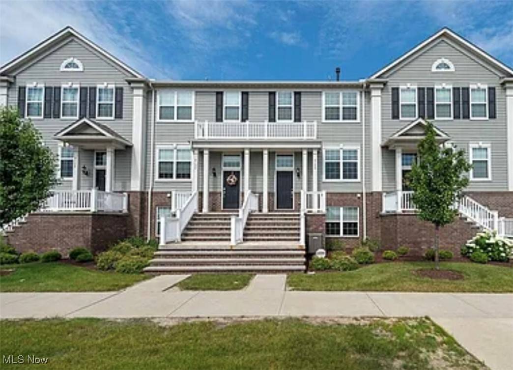 6140 N Pointe DR, Pepper Pike, OH 44124