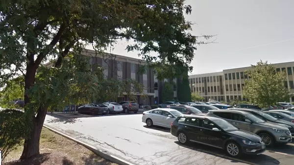 Beachwood, OH 44122,3659 Green RD #216