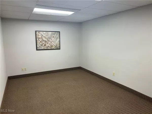 Beachwood, OH 44122,3659 Green RD #216