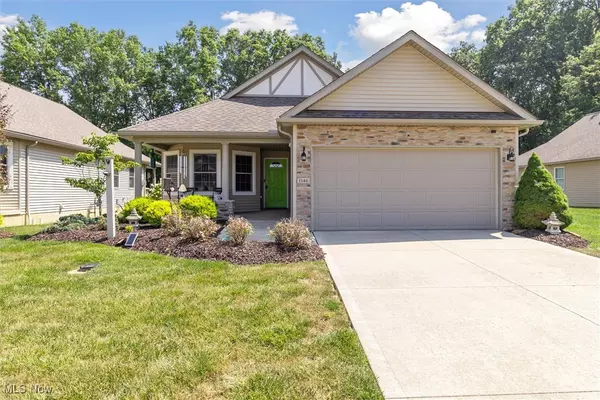 Grafton, OH 44044,1146 Fox Run