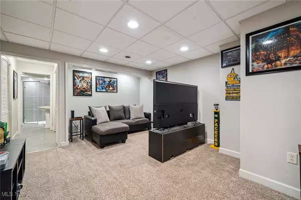 Streetsboro, OH 44241,1653 Maple View CT