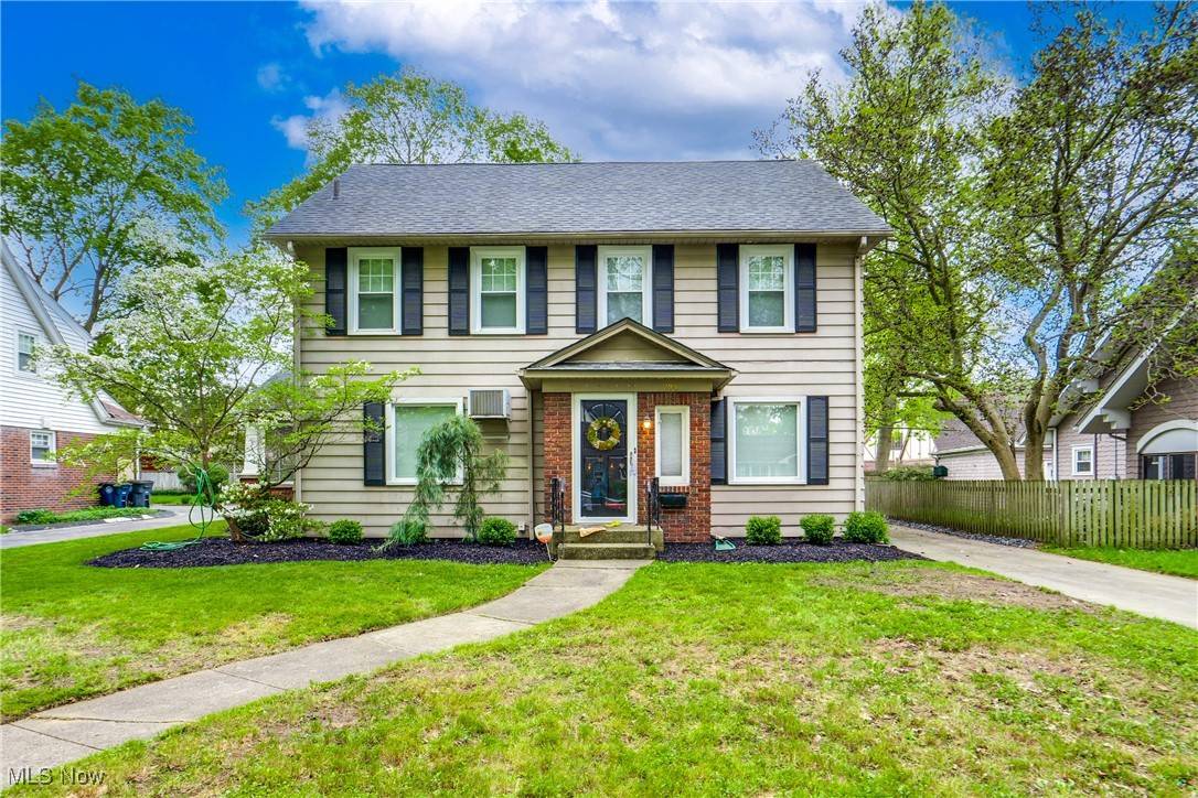 294 Sundale RD, Akron, OH 44313