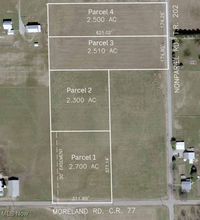 E Moreland RD, Fredericksburg, OH 44627
