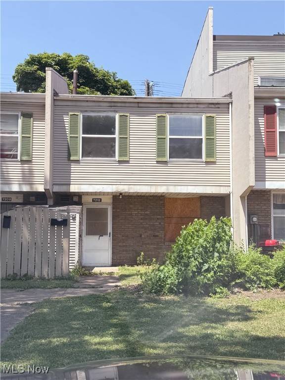 7212 Wade Park AVE, Cleveland, OH 44103