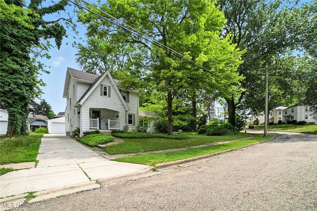 2107 13th ST, Cuyahoga Falls, OH 44223
