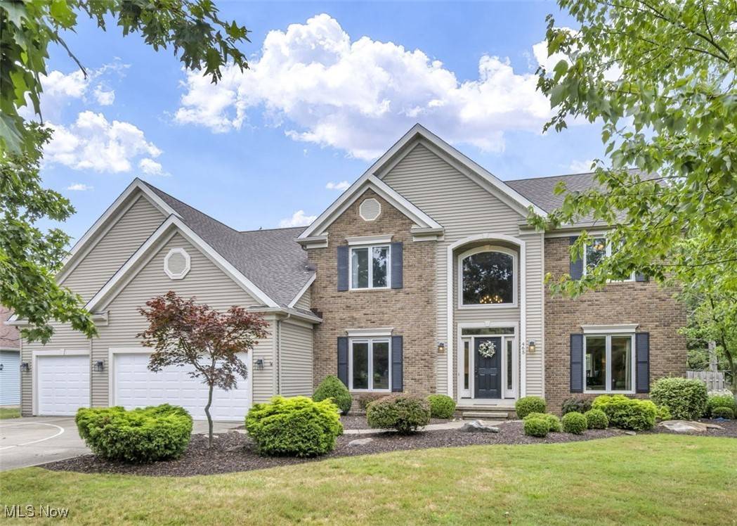 465 Longspur RD, Highland Heights, OH 44143
