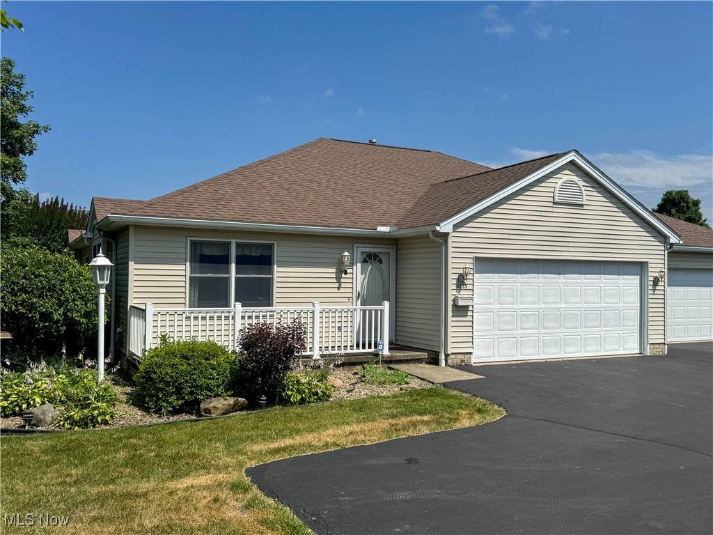 3235 Starwick CT, Canfield, OH 44406