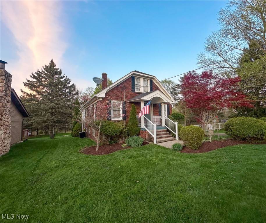 19297 Hunt RD, Strongsville, OH 44136