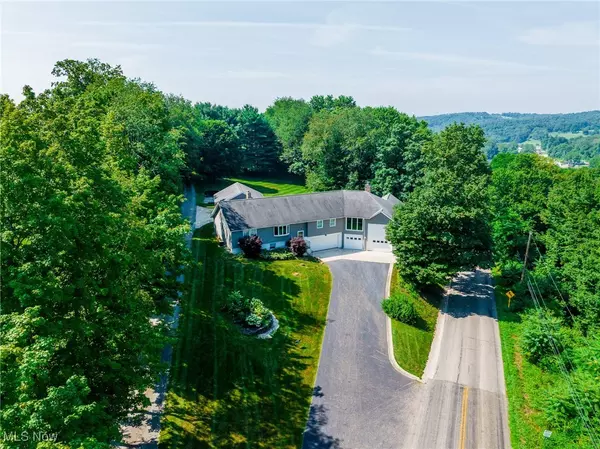 237 E Clay ST,  Fredericksburg,  OH 44627