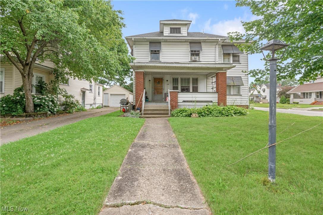 1105 Kendal AVE NE, Massillon, OH 44646