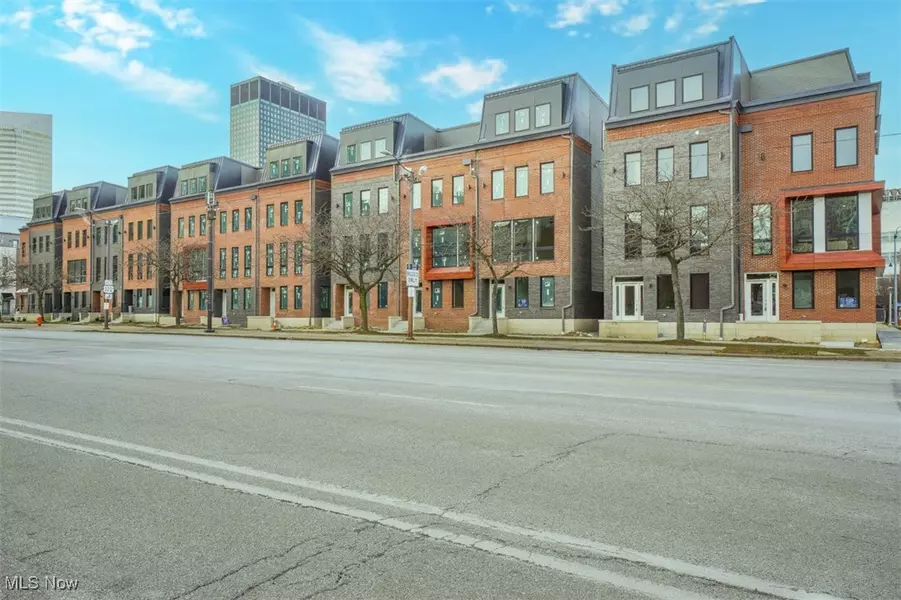 1495 E Superior AVE #27, Cleveland, OH 44114