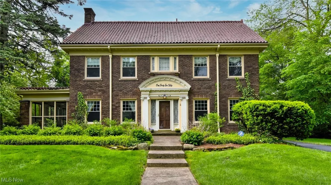 14250 Larchmere BLVD, Shaker Heights, OH 44120