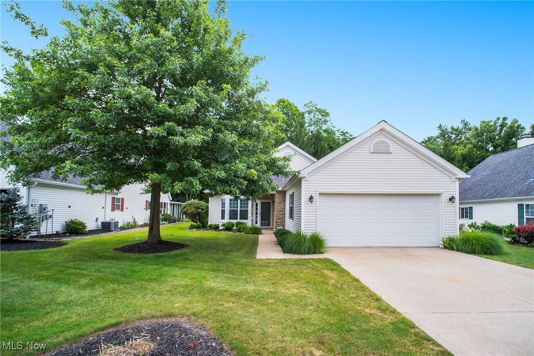415 Woodside DR, Sagamore Hills, OH 44067