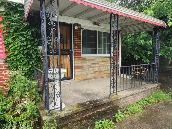 Cleveland, OH 44128,16702 Tarkington AVE