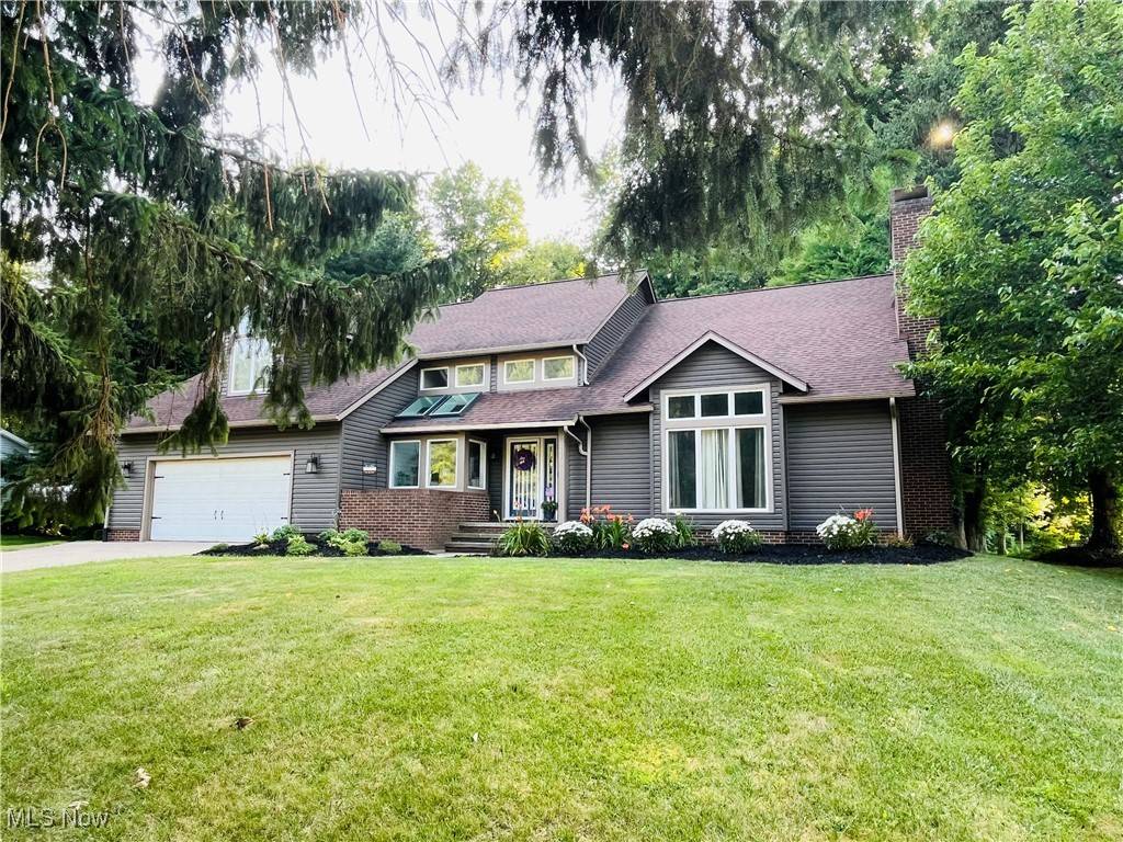 2170 Chimney Ridge DR, Madison, OH 44057