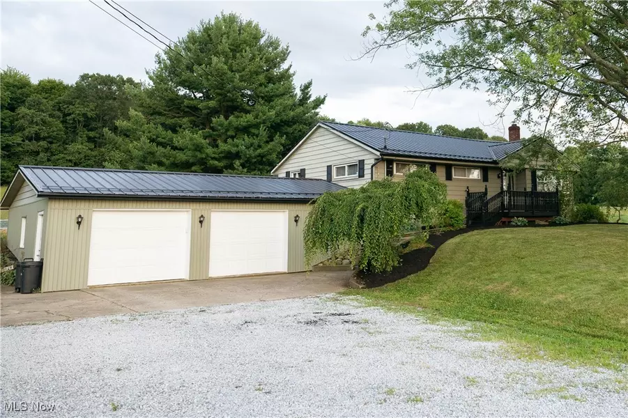 2424 Lebanon RD SW, Dalton, OH 44618