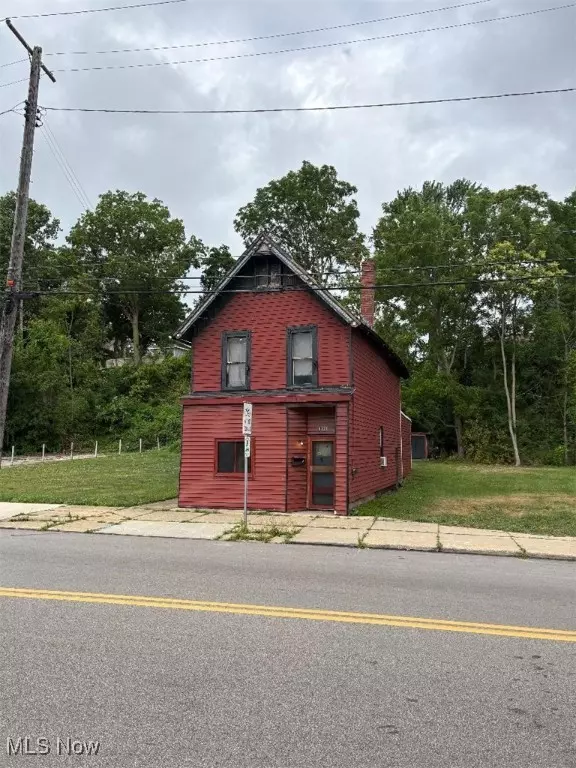 1205 Bridge ST, Ashtabula, OH 44004