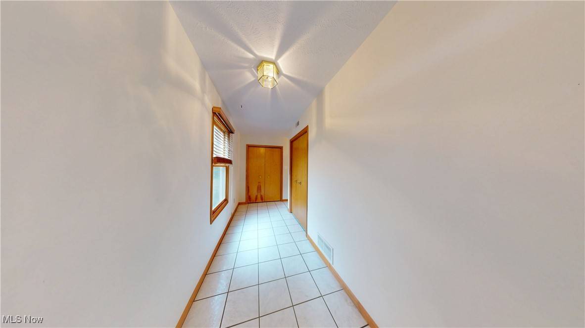 Mentor, OH 44060,9051 Arden DR