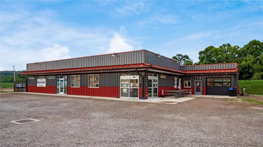 34 Potters LN, Roseville, OH 43777