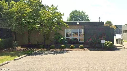 309 S Chapel ST, Louisville, OH 44641