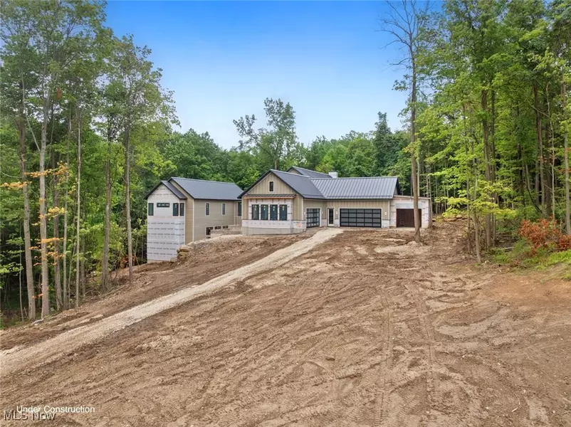 2324 Hard Rock WAY, Hinckley, OH 44233