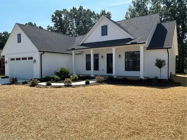 2667 Estate DR, Wooster, OH 44691