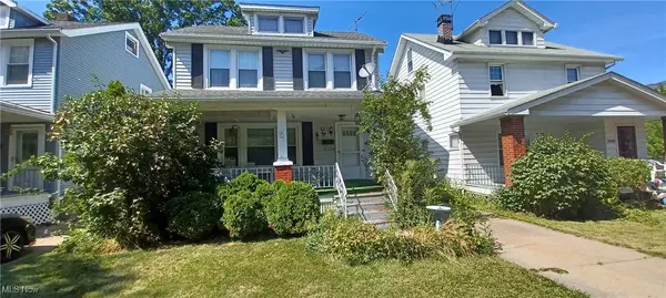 14404 Bayes AVE, Lakewood, OH 44107